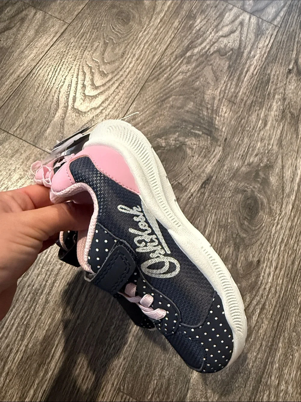Oshkosh machine washable girls sneakers size 11 new